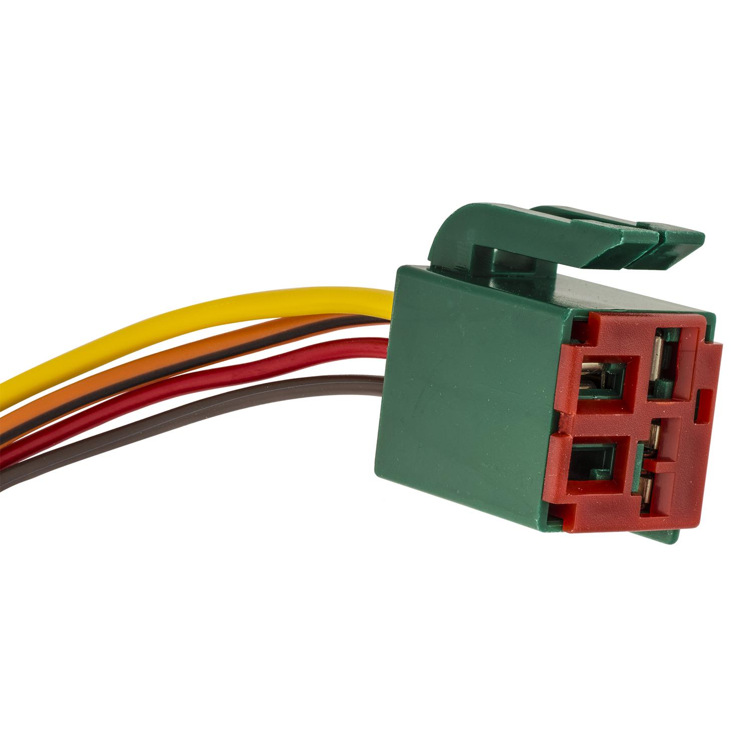 Auveco No. 17622 Ford Fuel Pump Relay Harness Connector, Quantity - 1