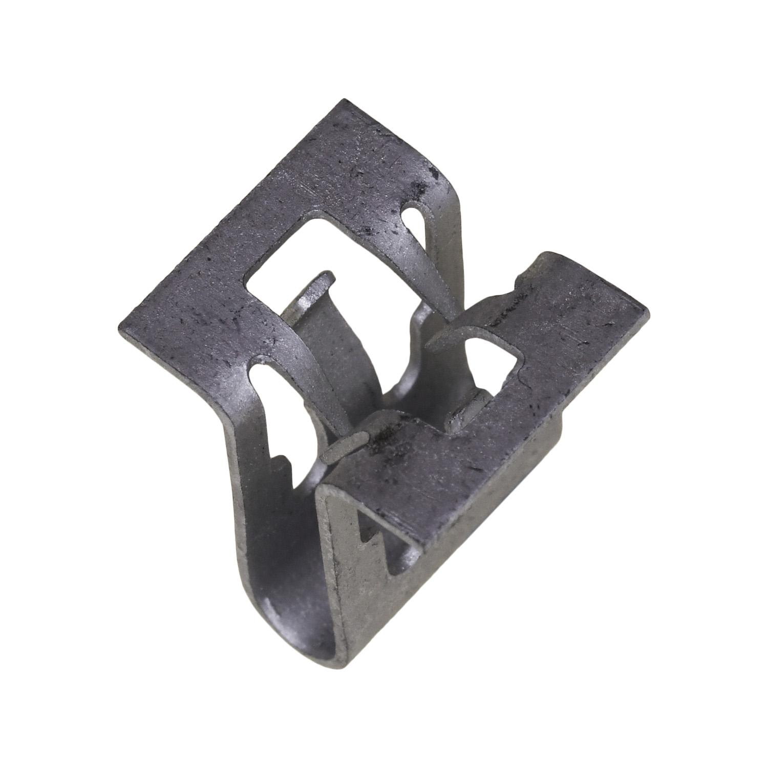 Auveco # 19519 GM Garnish Molding Fastener. Qty 15.