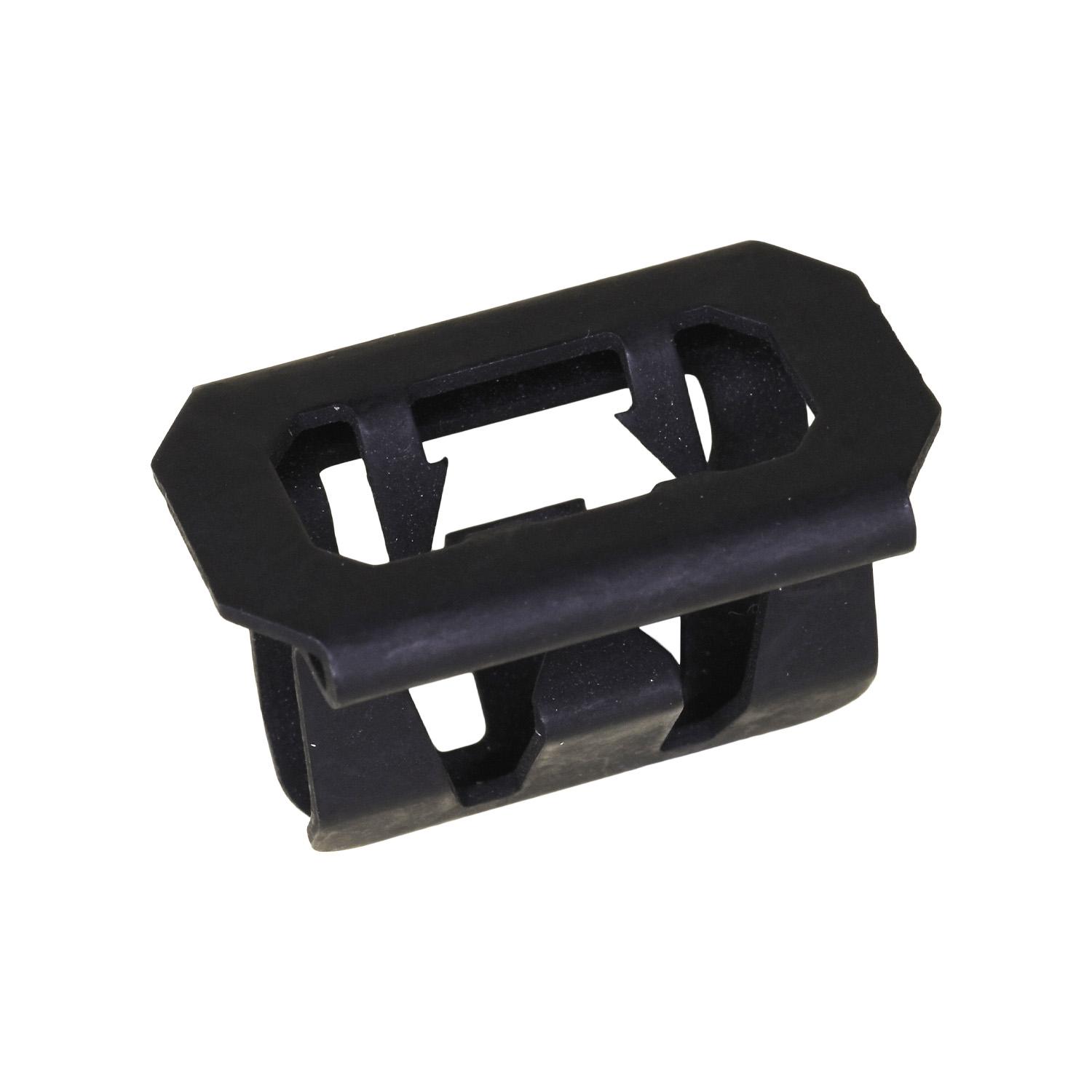 Auveco # 20860 GM Grille Fastener. Qty 15.