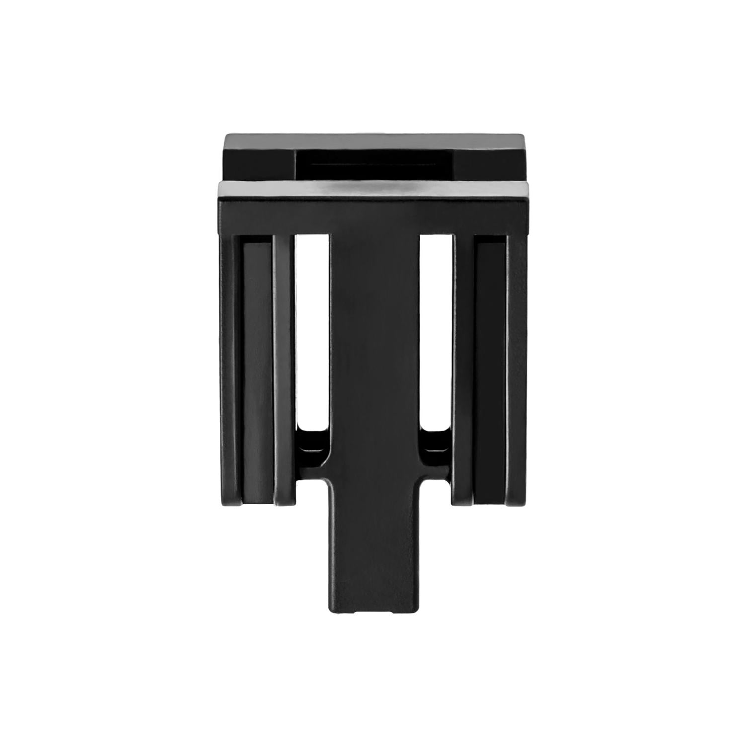 Auveco # 22128 Nissan Molding Clip, Black Nylon. Qty 25.