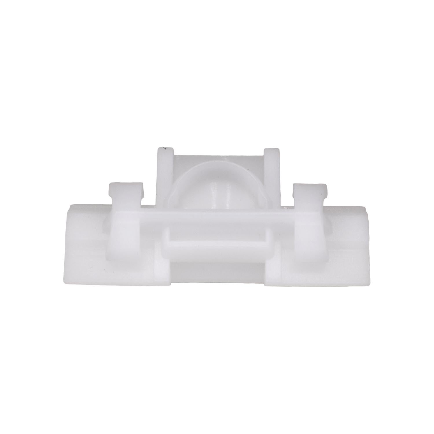 Auveco # 25034 Mercedes Rocker Molding Clip. 205-991-00-71. Qty 25.