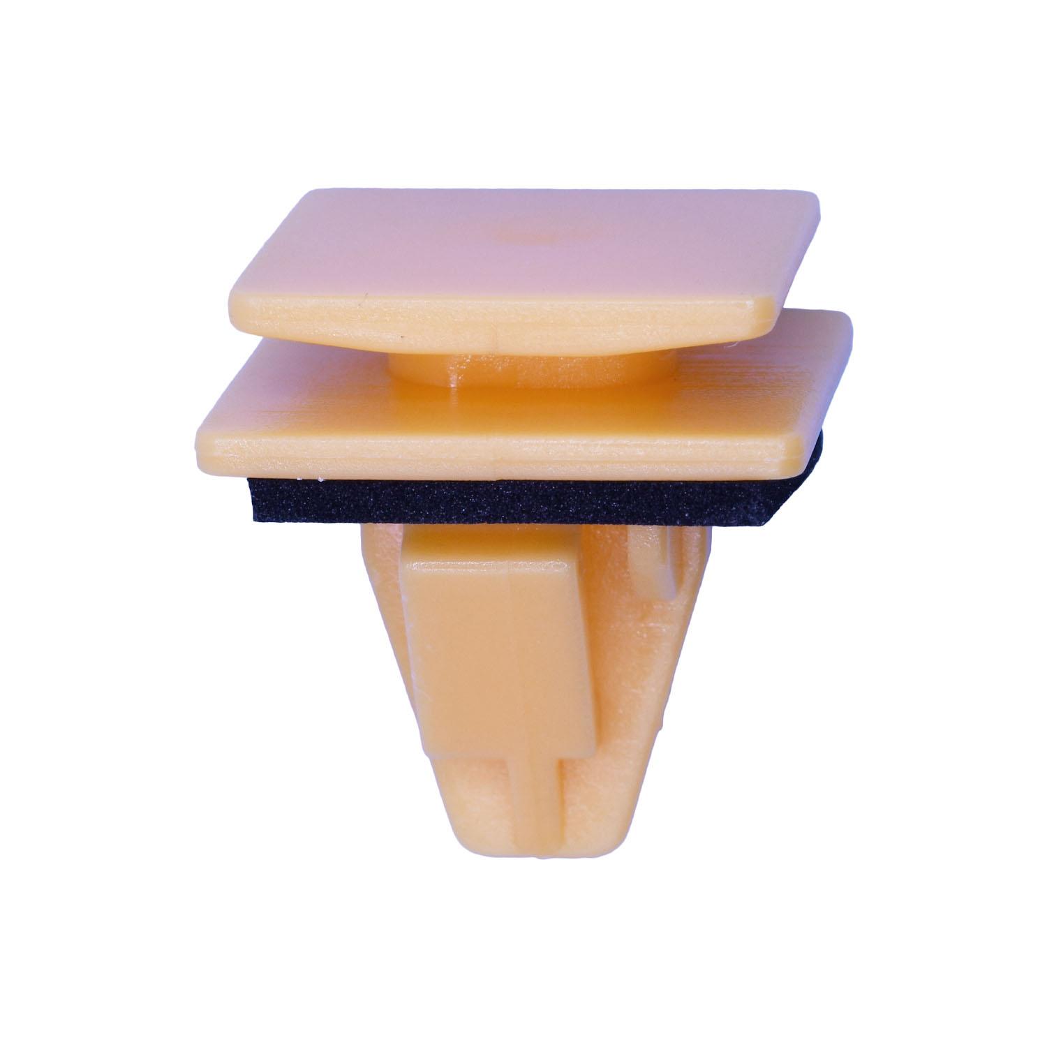 Auveco # 25422 Rocker Molding Clip Hyundai/Kia 14202-14120-B. Qty 25.