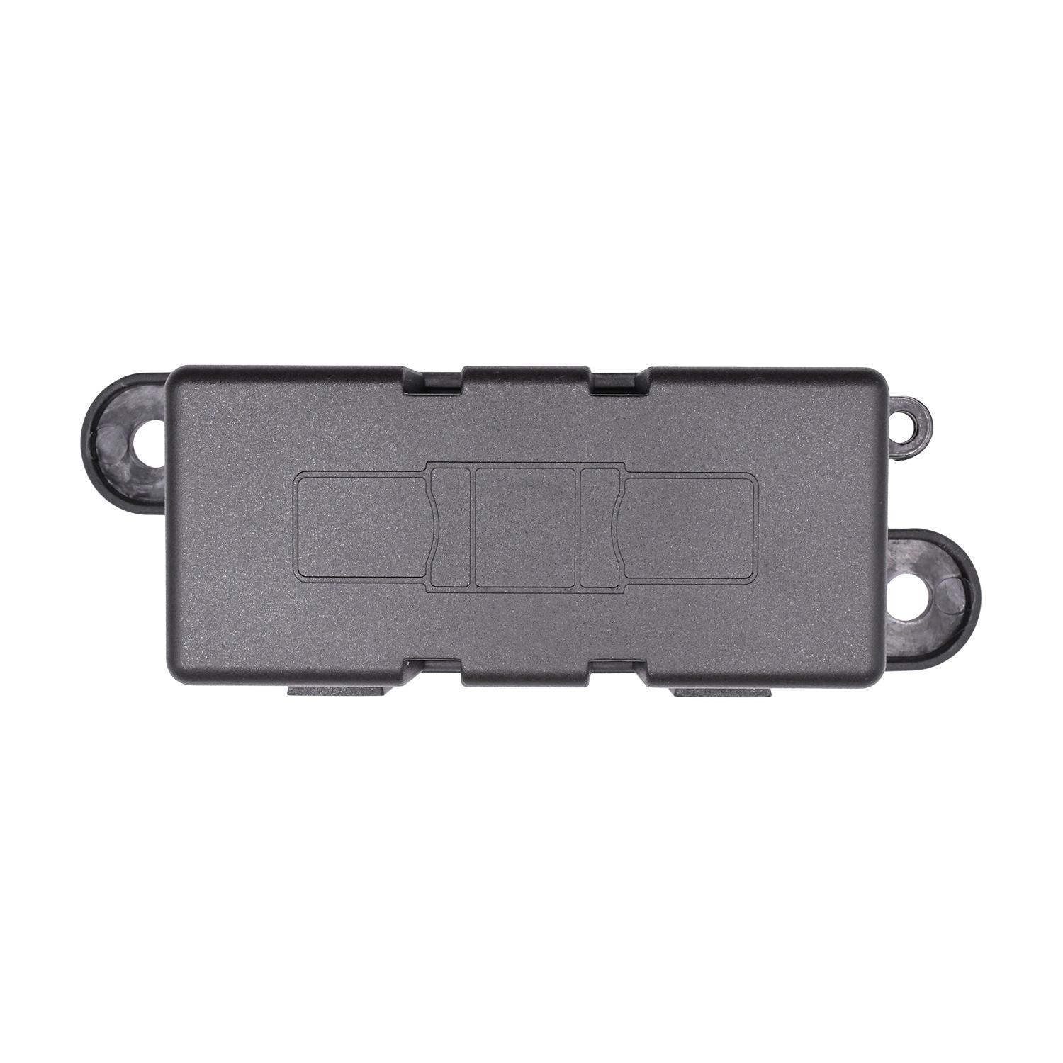 Auveco # 25540 MEGA-Style Fuse Block 40-500A 32VDC Detachable Hard Cover. Qty 1.